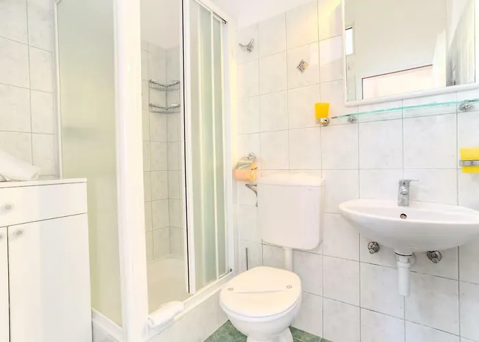 Pina Hvar Seaview * هفار